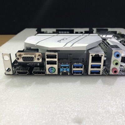 【甲府飯田店】中古  ASRock B550M Pro4 (B550 AM4 mATX DDR4) 142938 