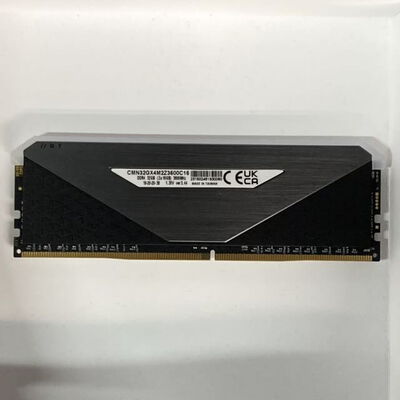 【八王子店】中古  PC4-28800 16GB デスクトップ用(DDR4-3600) 140734 