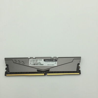 【神戸・三宮店】中古  PC4-25600 8GB デスクトップ用(DDR4-3200) 140727 