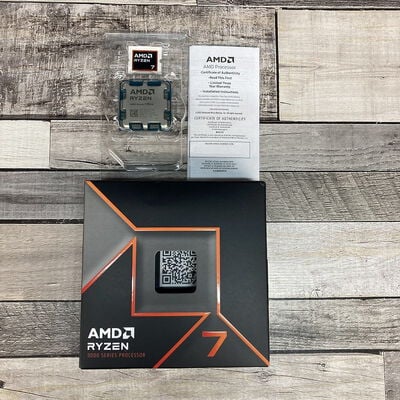 【広島店】中古  AMD Ryzen 7 9700X (AM5/3.8GHz/40M/C8/T16/65W) 169022 