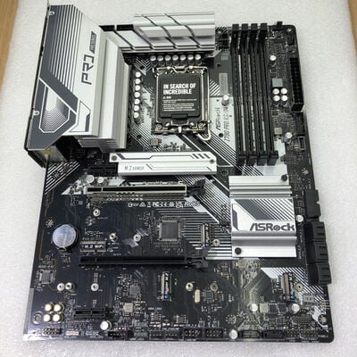 【甲府飯田店】中古  ASRock Z790 Pro RS/D4 (Z790 1700 ATX DDR4) 152757 