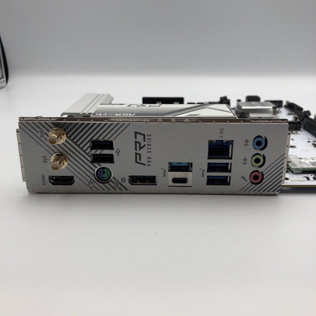 中古 ASRock B760M Pro RS WiFi White (B760 mATX DDR5) 4720002977