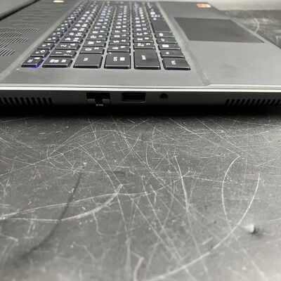 【大須店】中古  Dell Alienware m16 R1 3120024101 