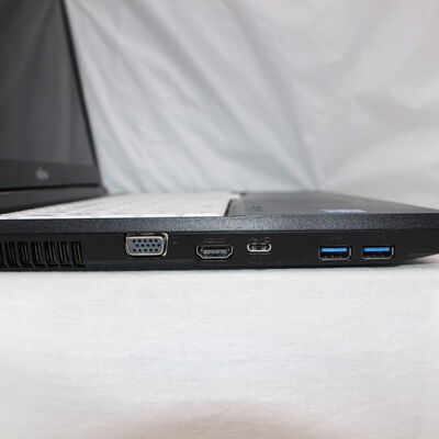 【通販センター】中古  FUJITSU LIFEBOOK A5511/G(Intel Core i5 1145G7 2.60GHz/16GB DDR4/SSD256GB/MULTI/オンボード/15.6/1920x1080/GbE/Wi-Fi/WEBCAM/W11H/VBT) 196496 