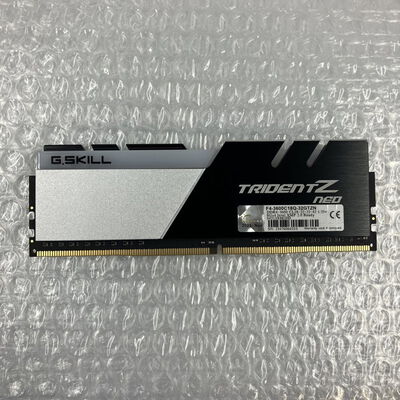 【秋葉原本店】中古  PC4-28800 8GB デスクトップ用(DDR4-3600) 140733 