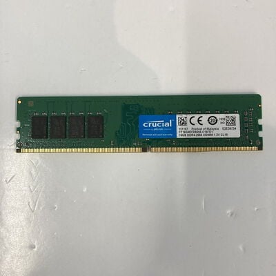 【博多店】中古  PC4-21300 16GB デスクトップ用(DDR4-2666) 135638 