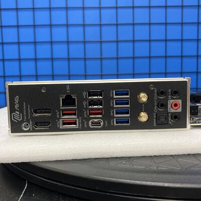 【新潟店】中古  MSI MAG B650 TOMAHAWK WIFI (B650 AM5 ATX DDR5) 168272 