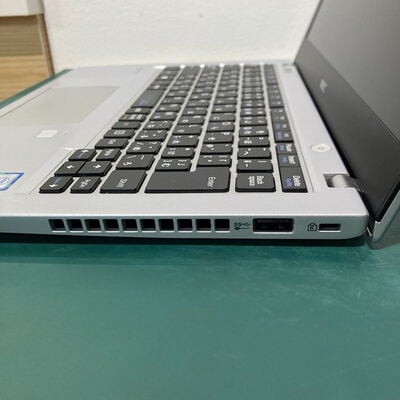 【浦添城間店(沖縄)】中古  NEC VersaPro タイプVB PC-VKM17BZG4 (Core i5 8350U/8GB/SSD256GB/-/オンボード/12.5/1366x768/Wi-Fi/WEBCAM/W11H64 MAR) 186166 