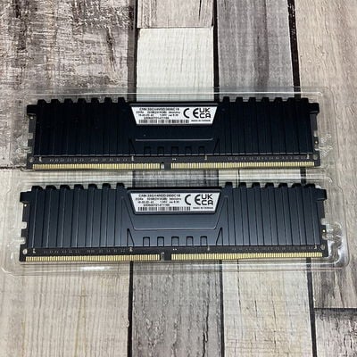 【広島店】中古  16GB 2枚組(合計32GB) PC4-28800/DDR4-3600 デスクトップ用 190910 