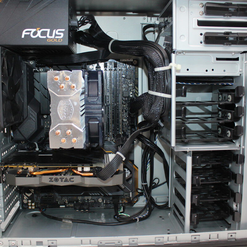 中古 TSUKUMO G-GEAR(Intel Core i7 9700K/32GB DDR4 (PC4)/SSD1TB/DVD