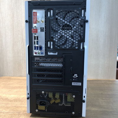 【姫路店】中古  GALLERIA RM7C-R47-WH(Core i7-14700/32GB/SSD1TB+HDD4TB/BD/RTX4070 12GB/W11H) 4740001362 