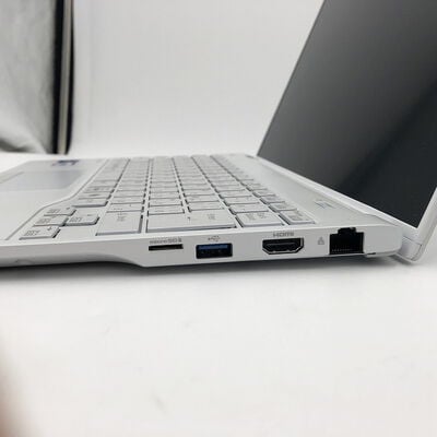 【盛岡都南店】中古  FUJITSU LIFEBOOK UH08/K3 4580002220 
