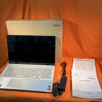 【なんば店】中古  富士通 FMVWF3NB7G (R7 5700U/16Gb/SSD256GB/BD-RE/WLAN/17.3FHD/W11H) 3280021418 