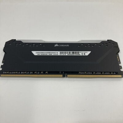 【神戸・三宮店】中古  PC4-25600 32GB デスクトップ用(DDR4-3200) 143224 