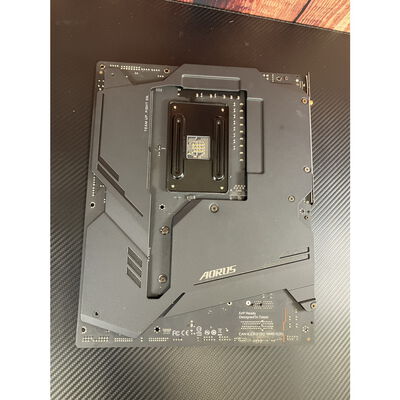 【富士青葉店】中古  GIGABYTE X570 AORUS MASTER (X570 AM4 ATX DDR4) 140043 