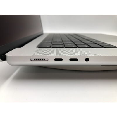 【水戸赤塚店】中古  MacBook Pro 16インチ M1 Max(CPU:10C/GPU:32C) 32GB/1TB シルバー MK1H3J/A 3240010854 