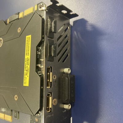 【大宮店】中古  GIGABYTE GV-N1070G1 GAMING-8GD 1250007171 