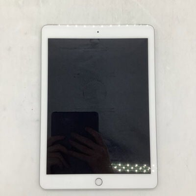 【堺七道店】中古  Apple iPad (2018) Wi-Fi + Cellular 32GB シルバー 国内版SIMロックフリー MR6P2J/A 136943 