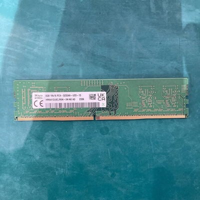 【浦添城間店(沖縄)】中古  PC4-25600 8GB デスクトップ用(DDR4-3200) 140727 