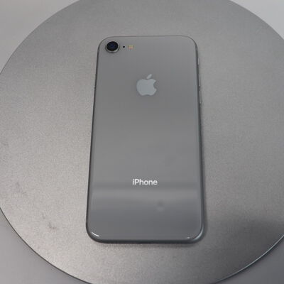 【札幌店】中古  【SIMロック解除済み】【SoftBank】 iPhone8 64GB (シルバー)  MQ792J/A 155227 