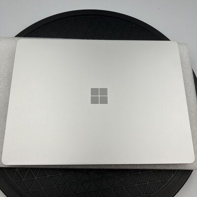 【新潟店】中古  Microsoft Surface Laptop GO 1943 (i5-1035G1/8GB/SSD128GB/W10H) 182644 