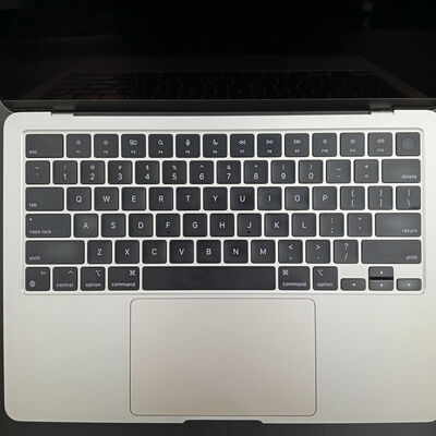 【大須店】中古  Apple MacBook Air 2024 スターライト Z1BA0019J(Apple M3/16GB/SSD256GB/-/オンボード/13.6/2560 x 1664 Retina/Wi-Fi) 179162 
