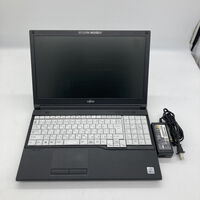 中古  Fujitsu LIFEBOOK A5510/FX(i3-10110U/8GB/SSD128GB/W11P) 4660002413 