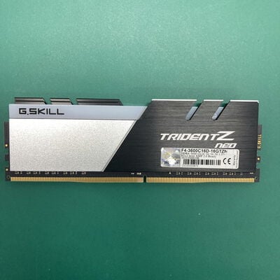 【神戸・三宮店】中古  PC4-28800 8GB デスクトップ用 140733 