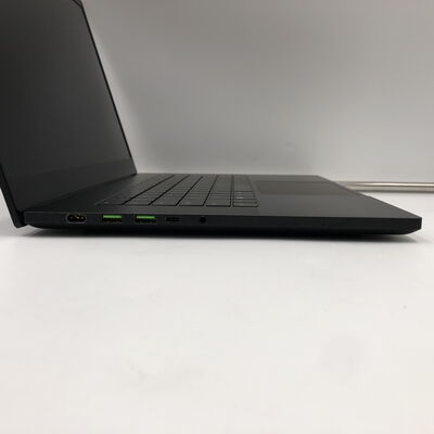 【福井日之出店】中古  RazerゲーミングノートPC(i7-13800H/16GB/SSD1TB/RTX4070/W11H) 5200000856 