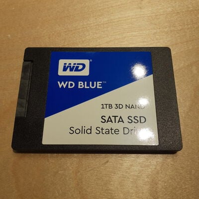 【鹿児島店】中古  各社 2.5インチ SSD 1TB SATA 124398 