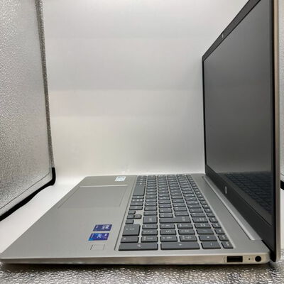 【八王子店】中古  HP Laptop 15-fd1001TU 1230010876 