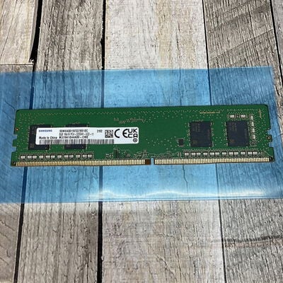 【広島店】中古  SAMSUNG M378A1G44AB0-CWE(DDR4-3200 8GB) 3320005208 