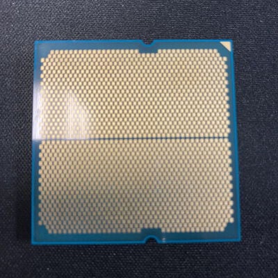【大宮店】中古  AMD Ryzen 7 9800X3D (AM5/4.7/104M/C8/T16/120W) 172566 