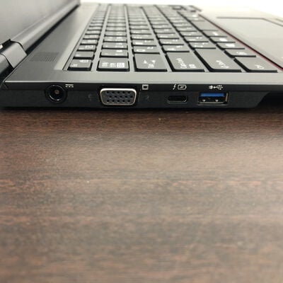 【福山ココローズ店】中古  FUJITSU LIFEBOOK U7410 (INTEL Core i5 10310U 1.7GHz/16GB/SSD256GB/-/オンボード/14/1366x768/Wi-Fi/WEBCAM/W11H64) 180534 