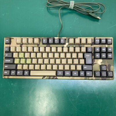 【神戸・三宮店】中古  Majestouch 2 Camouflage-R (FKBN91MC/NMR2) 3430005837 