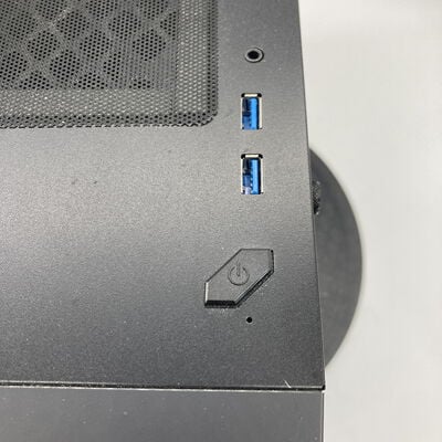 【堺七道店】中古  Level&infin; ILeDEi-M77M-137F-TLSXM/407(i7 13700F/32GB/SSD1TB+2TB/HDD8TB/RTX4070/W11H) 4660002027 