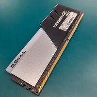 中古  PC4-28800 16GB デスクトップ用 140734 