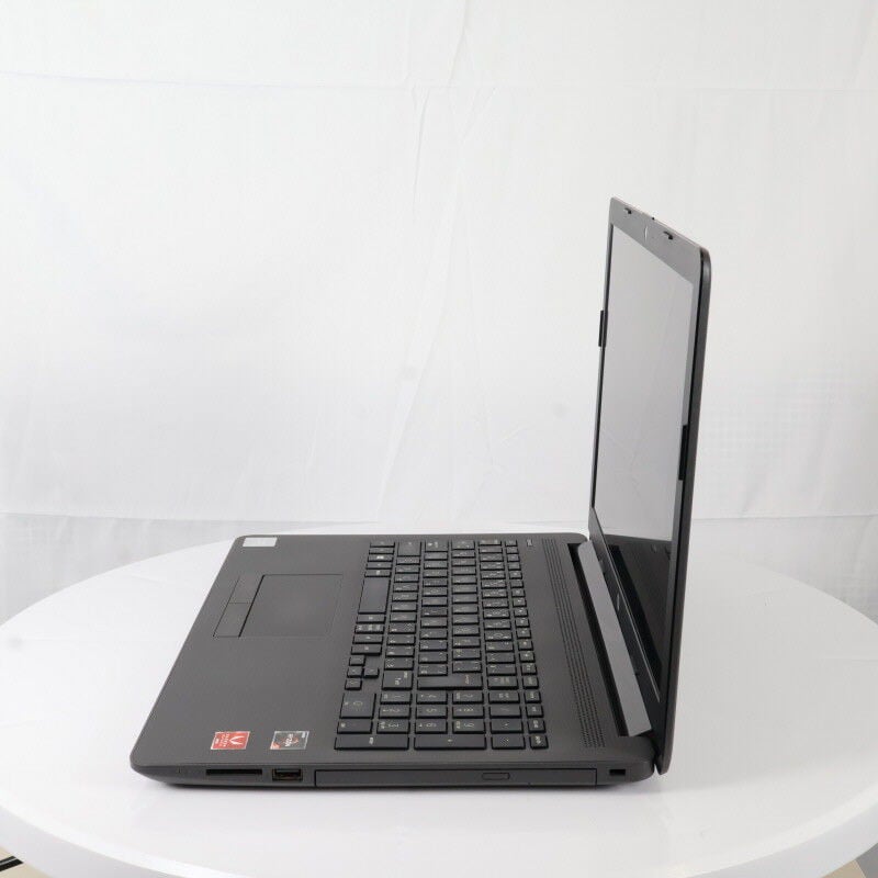 中古 HP 255 G7(AMD Ryzen 5 2500U with Radeon Vega Mobile Gfx/8GB