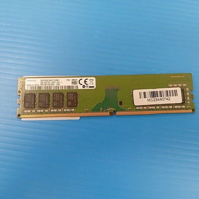 【大須店】中古  PC4-19200 8GB デスクトップ用(DDR4-2400) 126163 