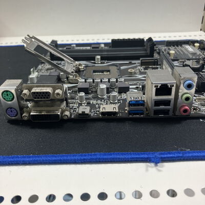 【大宮店】中古  各社 OEM マザーボード (LGA1151) 158687 