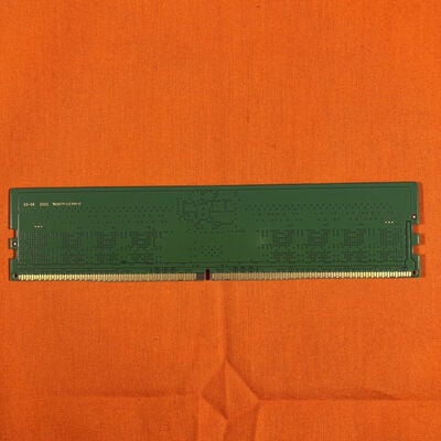 【なんば店】中古  Samsung M323R2GA3EB0-CWM(DDR5 PC5-44800 16GB) 1460026031 