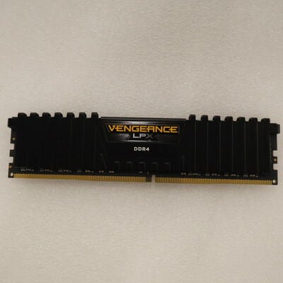 【通販センター】中古  PC4-28800 32GB デスクトップ用(DDR4-3600) 143221 