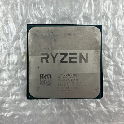 【秋葉原本店】中古  AMD Ryzen 7 3700X (AM4/3.6/36M/C8/T16/65W) 140025 