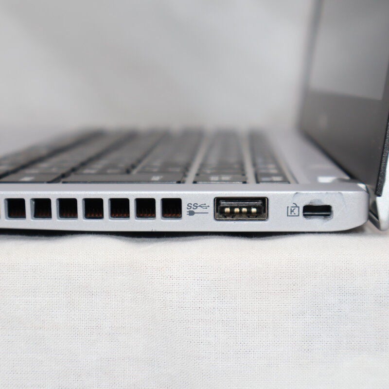 中古 NEC VersaPro UltraLite(Intel Core i5 8350U/8GB DDR4 (PC4