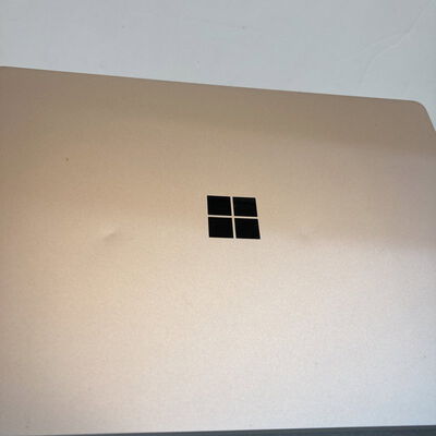 【京都店】中古  Microsoft Surface Laptop go(Core i5-1035G1/8GB/SSD128GB/なし/オンボード) 3180006991 