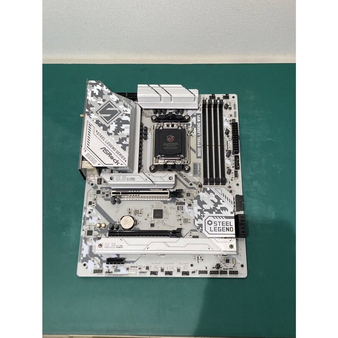 中古 ASRock B650 Steel Legend WiFi (B650 AM5 ATX) 4780001481