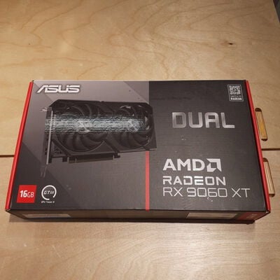 【鹿児島店】中古  ASUS DUAL-RX9060XT-8G (RX9060XT 8G) 179889 