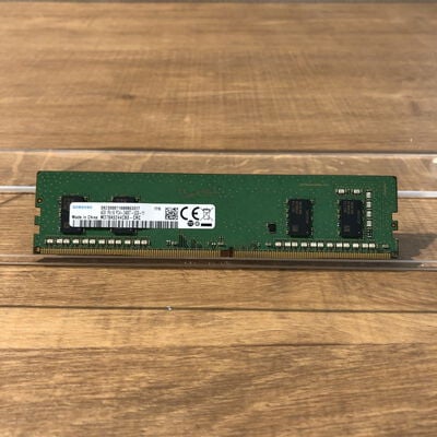 【姫路店】中古  PC4-19200 4GB デスクトップ用(DDR4-2400) 126162 
