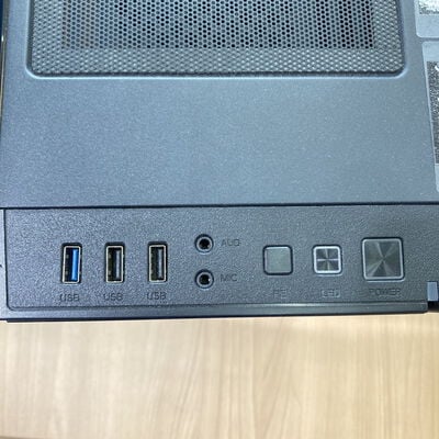 【甲府飯田店】中古  自作パソコン(i9 9900K/32GB/SSD500GB+1TB/HDD3TB/RTX2080) 4720001440【8/14価格改定!】 