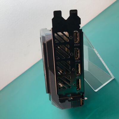 【佐賀南部バイパス店】中古  GIGABYTE GV-R9070XTGAMING OC-16GD (RX9070XT 16G) 176942 